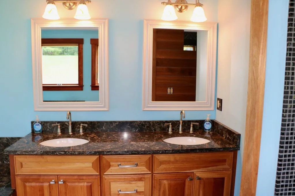 1218 Cherry Valley Road Gilford NH 03249