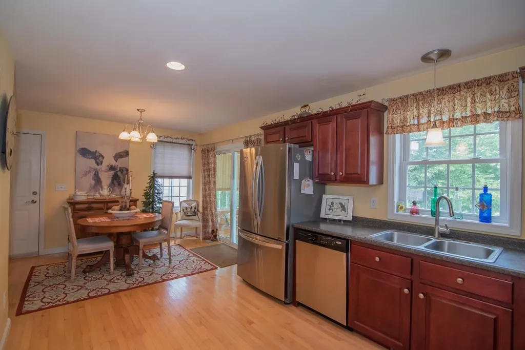 59b Cheney Lane Danville NH 03819