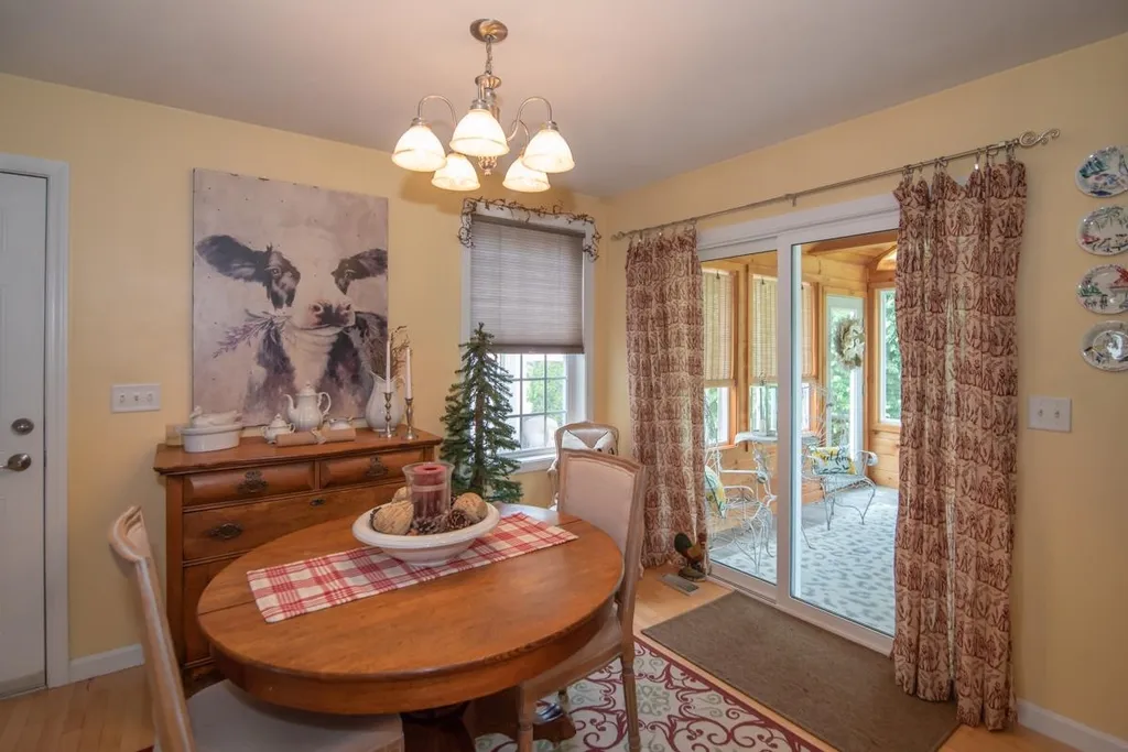 59b Cheney Lane Danville NH 03819