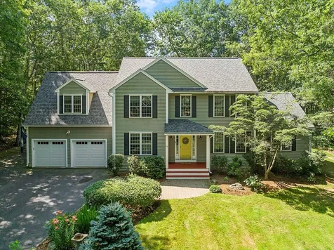 16 Rhodora Drive Amherst NH 03031