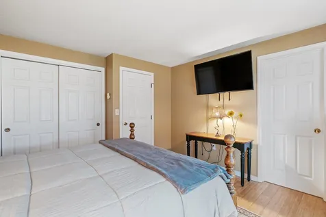 9 Harvest Lane Laconia NH 03246