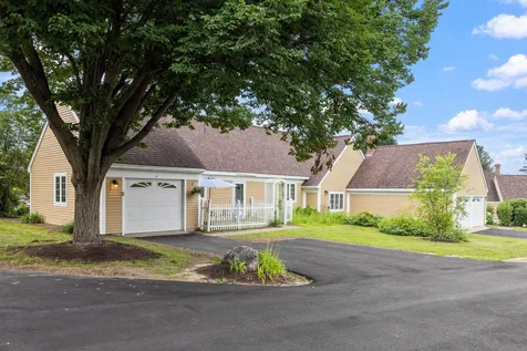 9 Harvest Lane Laconia NH 03246