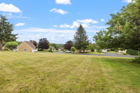 9 Harvest Lane Laconia NH 03246