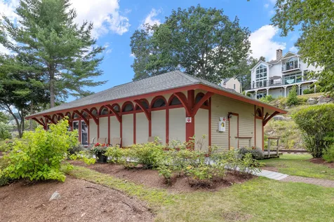 9 Harvest Lane Laconia NH 03246