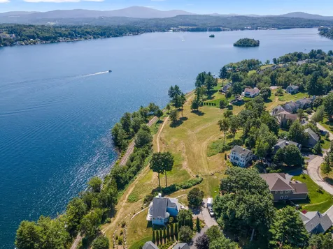 9 Harvest Lane Laconia NH 03246