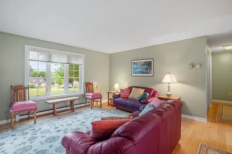 9 Harvest Lane Laconia NH 03246