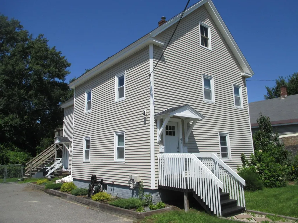 109 Island Street Keene NH 03431