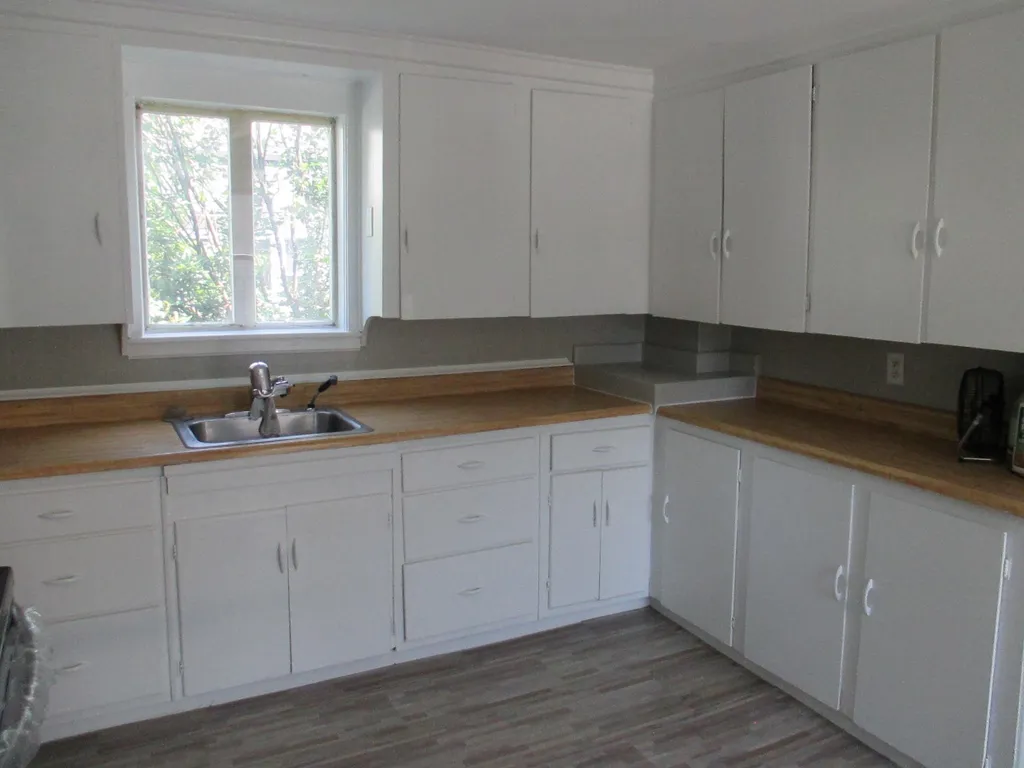 109 Island Street Keene NH 03431