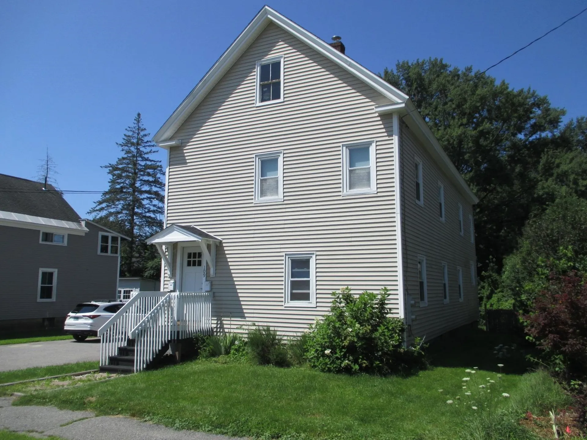 109 Island Street Keene NH 03431