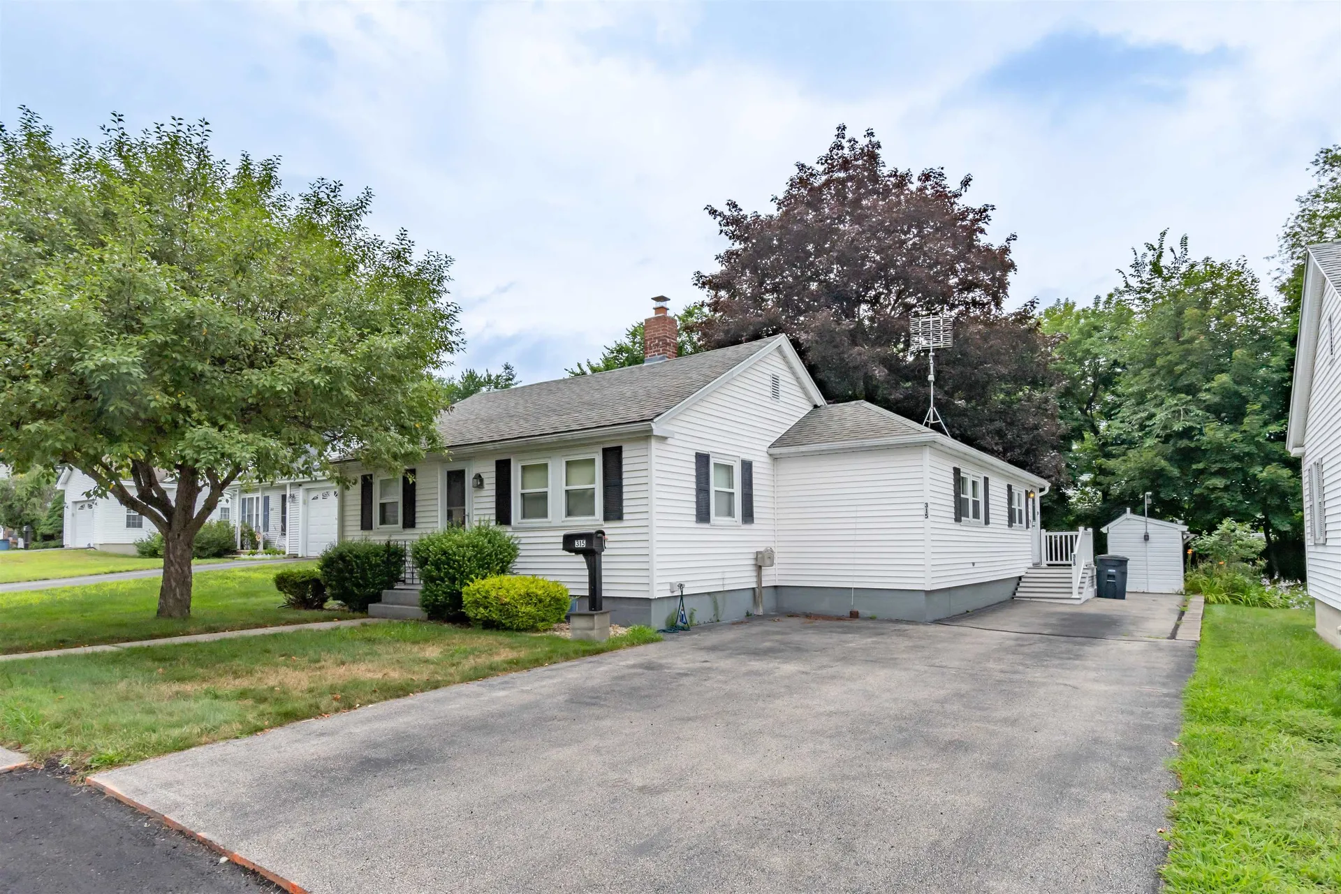 315 Lake Street Nashua NH 03060