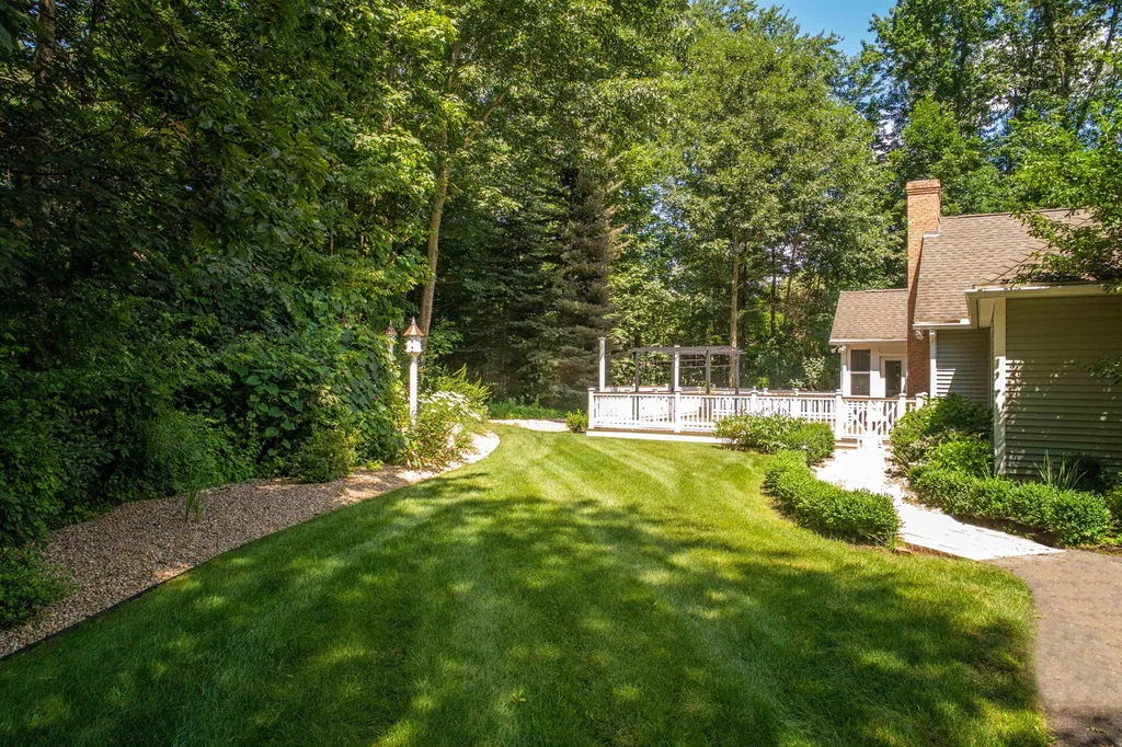 51 Waterloo Circle Dover NH 03820