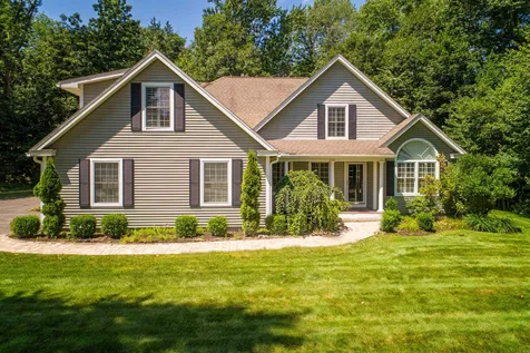 51 Waterloo Circle Dover NH 03820
