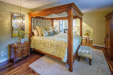 51 Waterloo Circle Dover NH 03820
