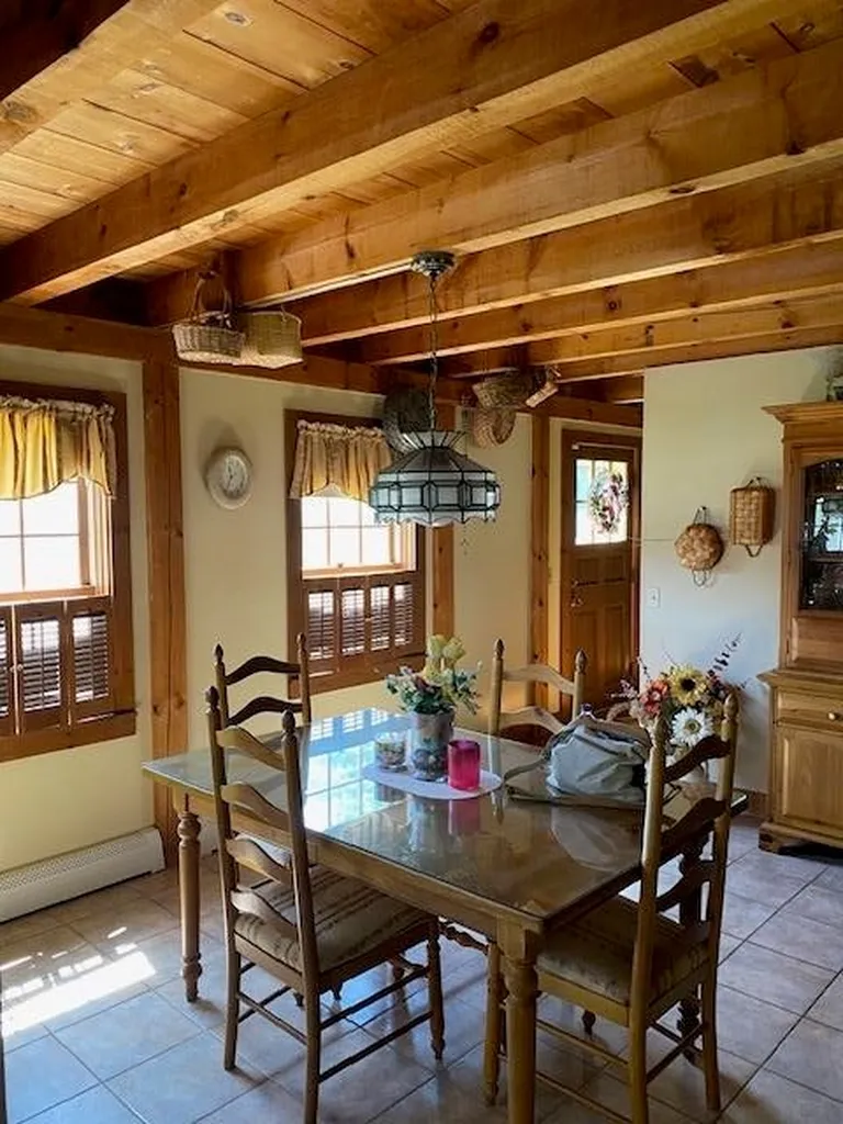 47 South Road Londonderry NH 03053