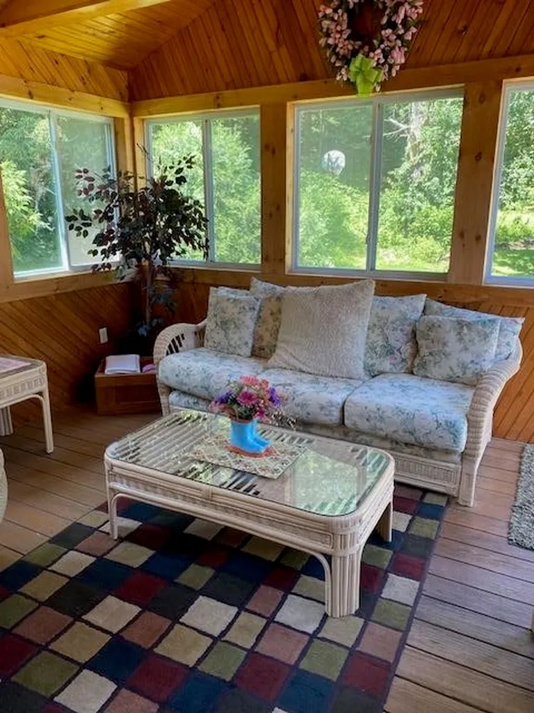 47 South Road Londonderry NH 03053