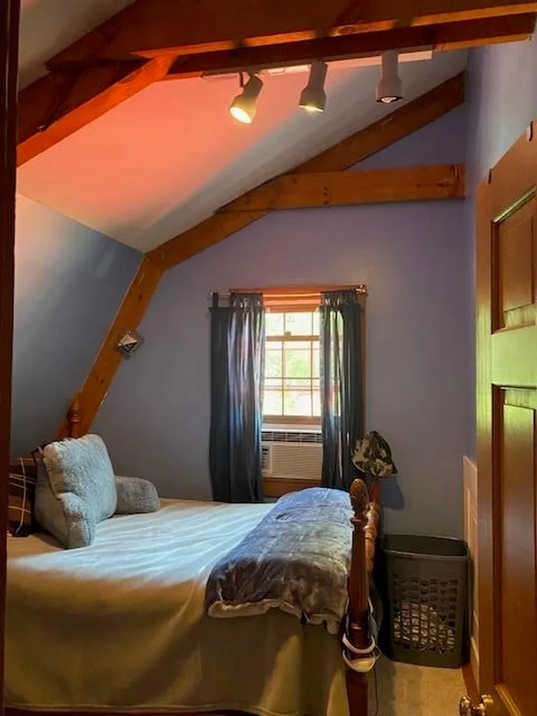 47 South Road Londonderry NH 03053
