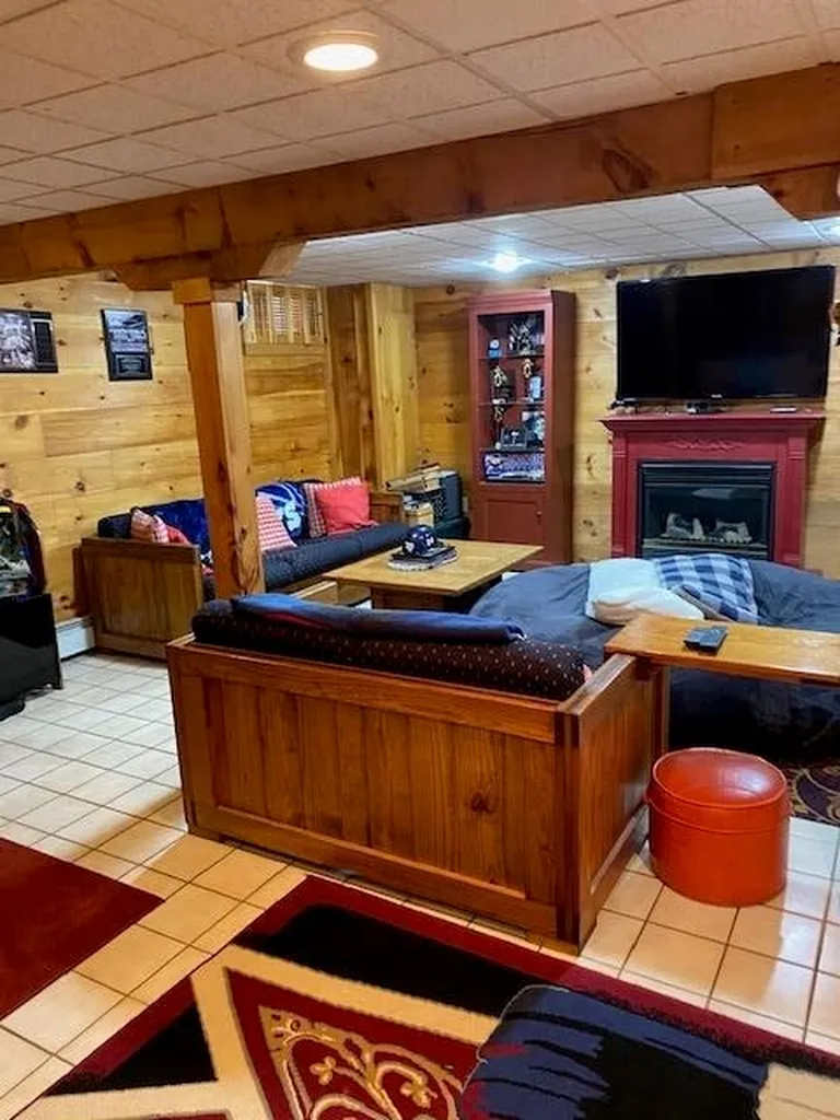 47 South Road Londonderry NH 03053