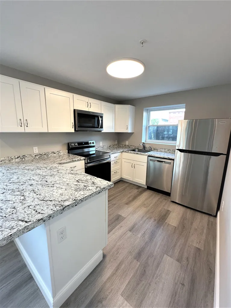 530 Chestnut Street Manchester NH 03104