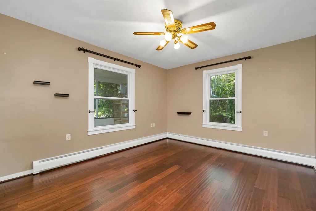 32 Emerson Street Plymouth NH 03264