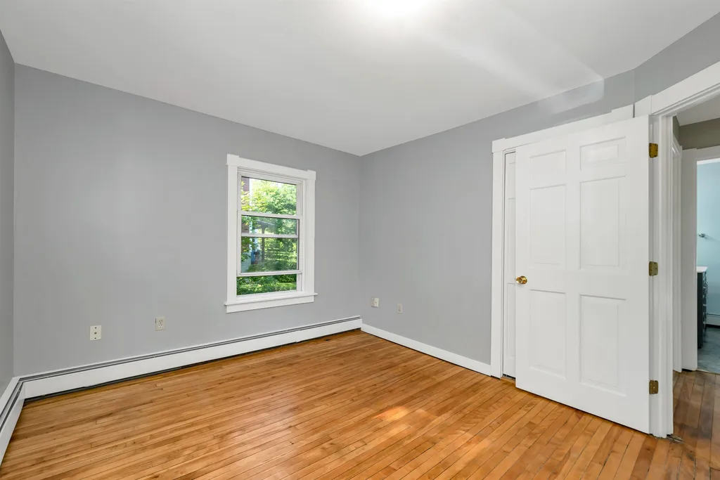 32 Emerson Street Plymouth NH 03264