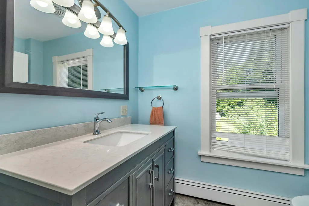 32 Emerson Street Plymouth NH 03264