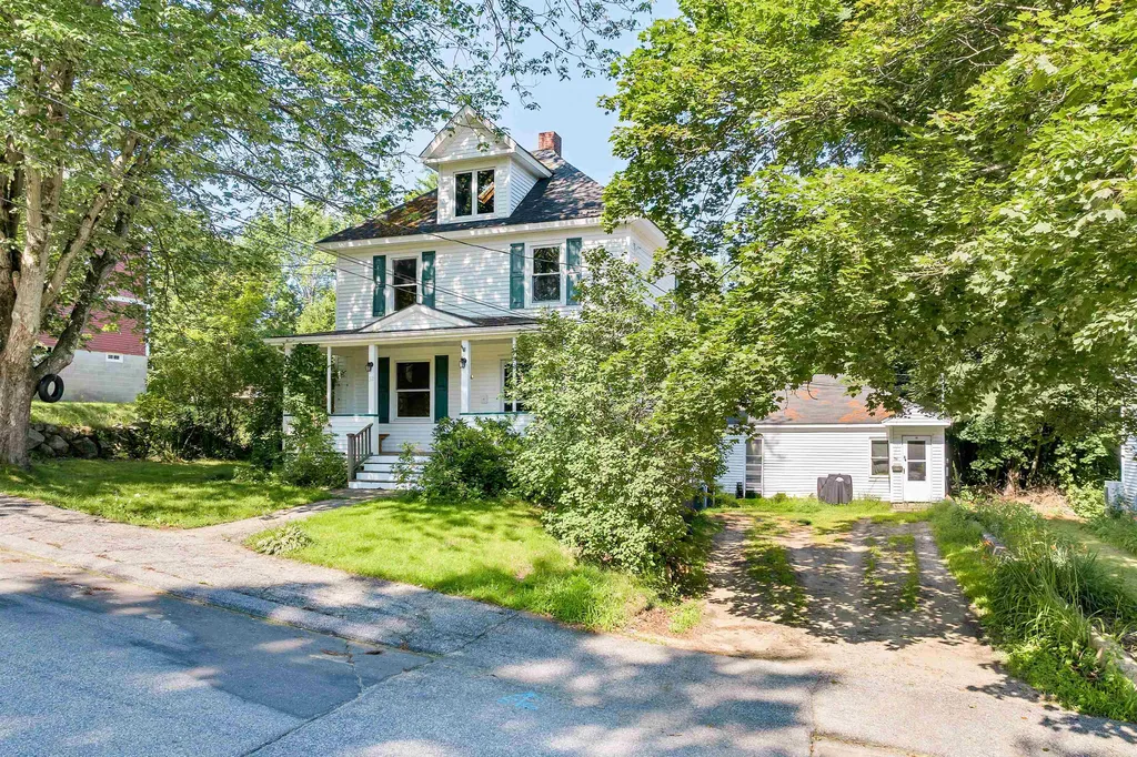 32 Emerson Street Plymouth NH 03264