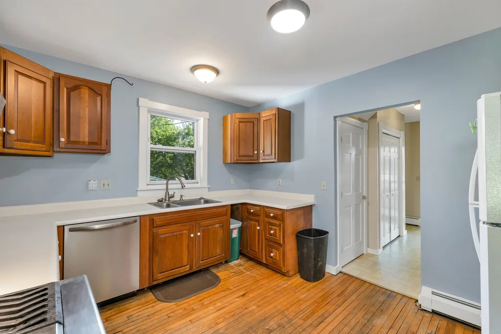 32 Emerson Street Plymouth NH 03264