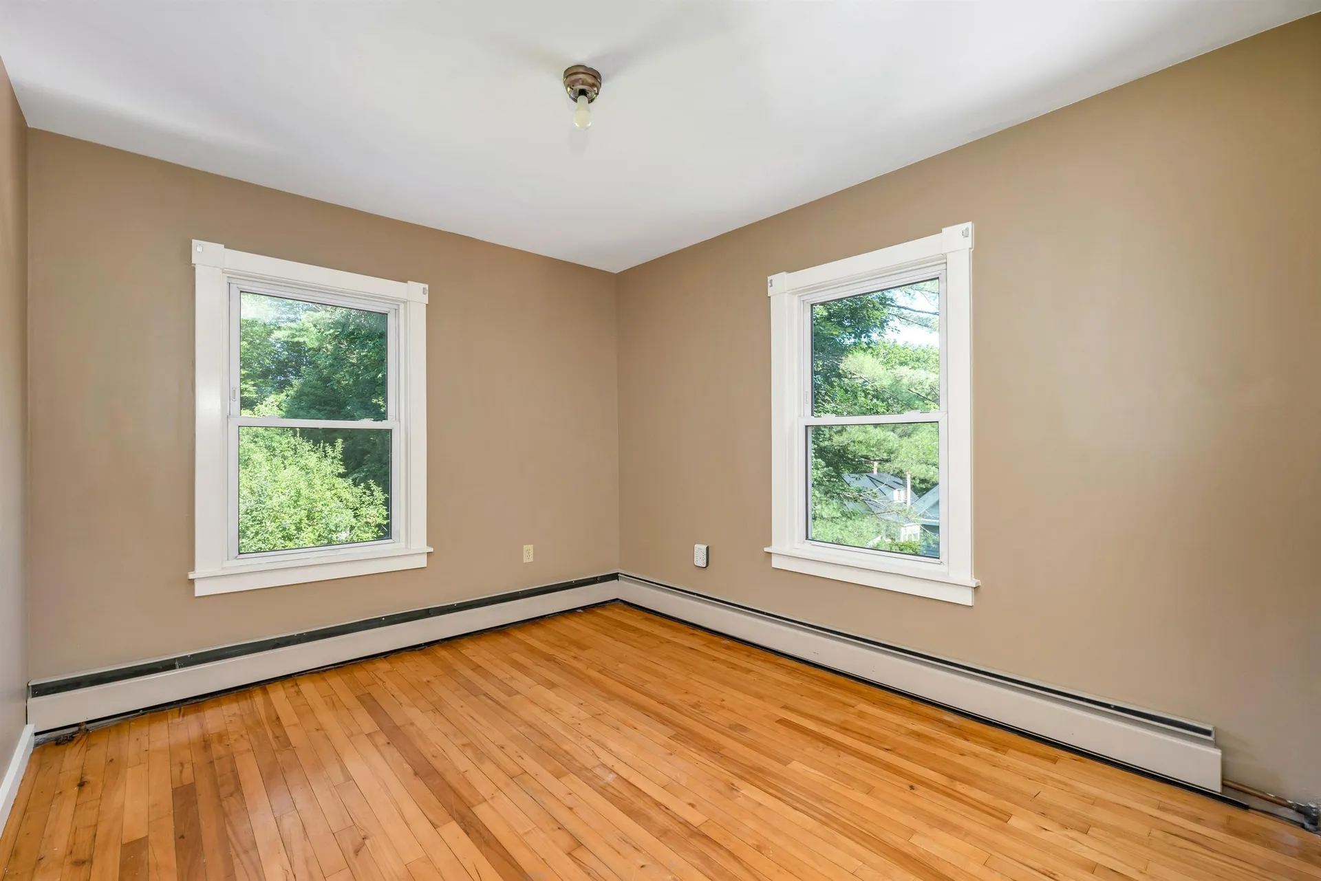 32 Emerson Street Plymouth NH 03264