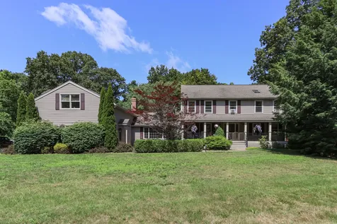 13 Park Avenue Londonderry NH 03053