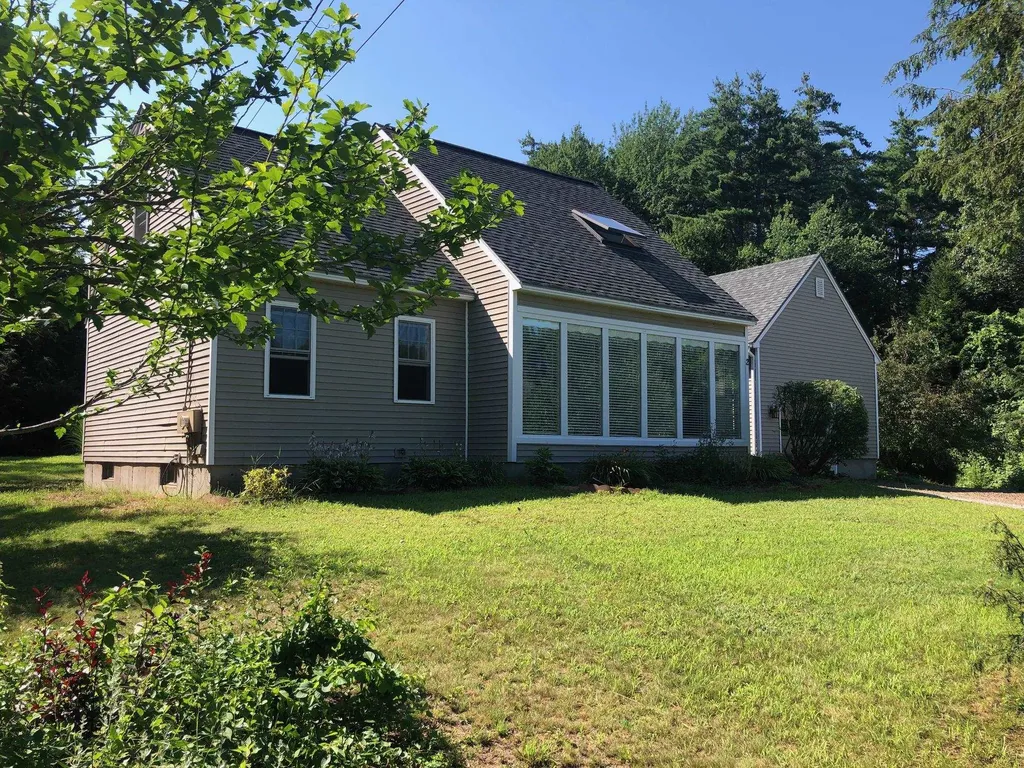 2 Wildwood Drive Fremont NH 03044