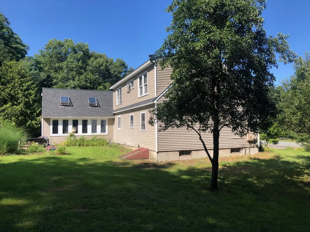 2 Wildwood Drive Fremont NH 03044