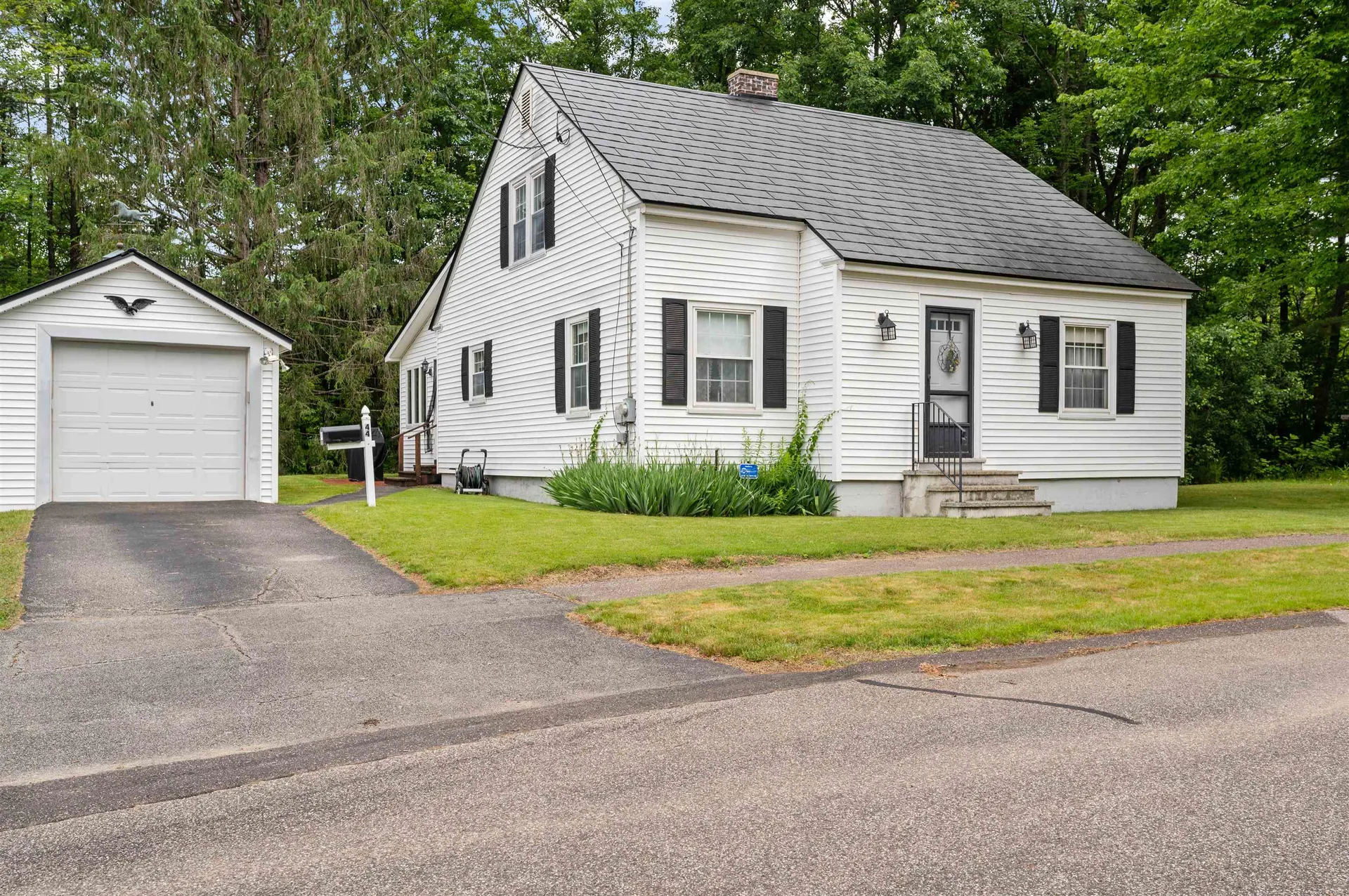 44 Carver Street Laconia NH 03246