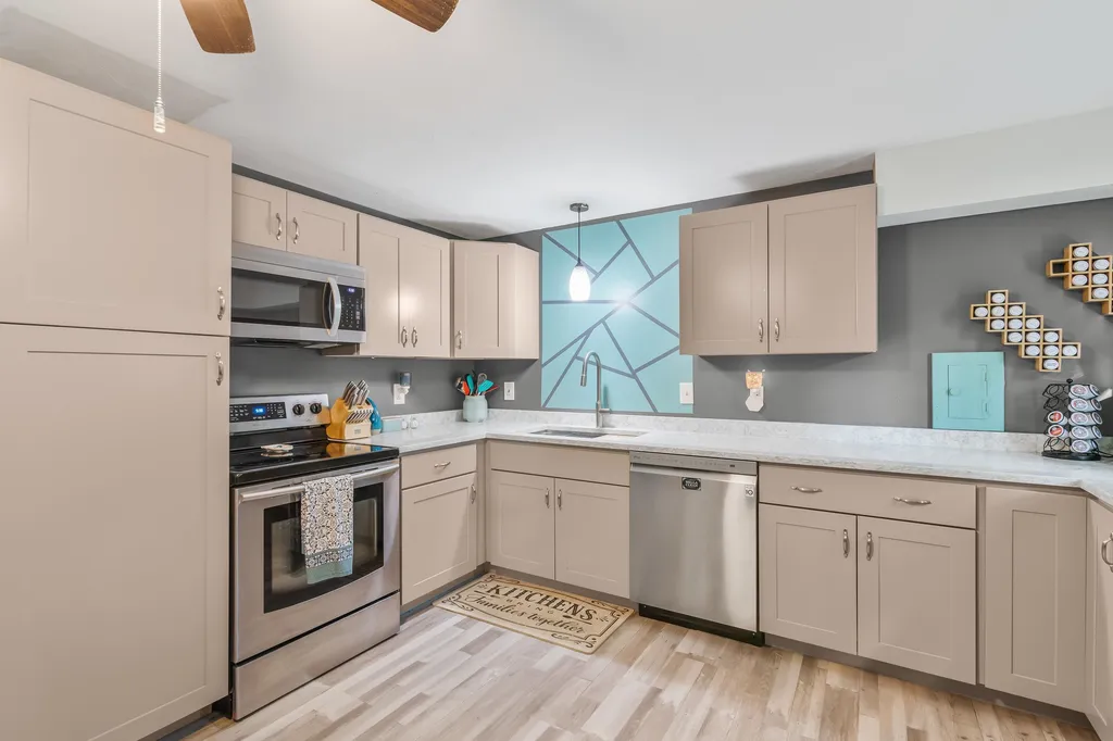 12 Maplewood Avenue Rochester NH 03867