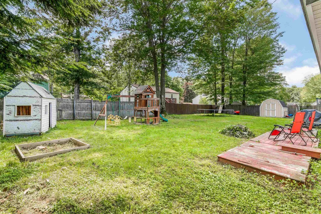 12 Maplewood Avenue Rochester NH 03867