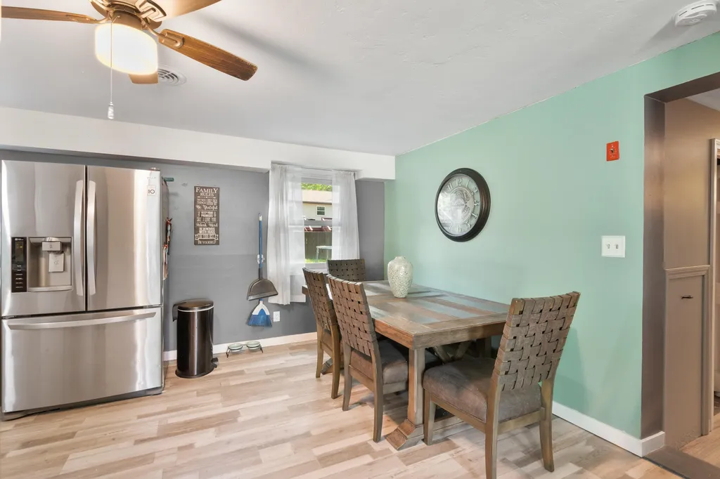 12 Maplewood Avenue Rochester NH 03867
