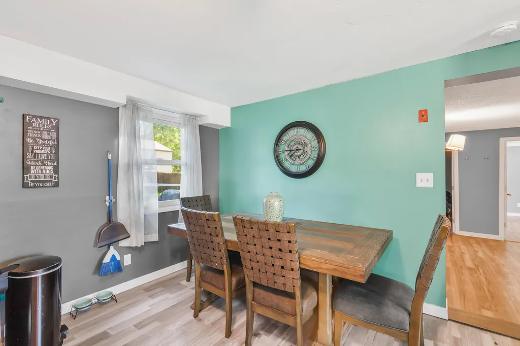 12 Maplewood Avenue Rochester NH 03867
