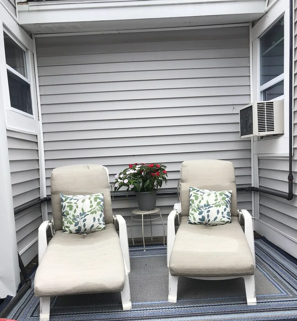 16 Riverview Terrace Hampton NH 03842