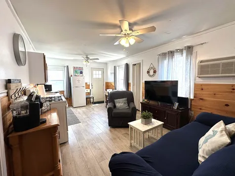 16 Riverview Terrace Hampton NH 03842