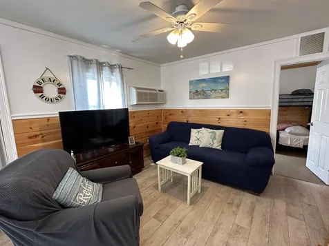 16 Riverview Terrace Hampton NH 03842