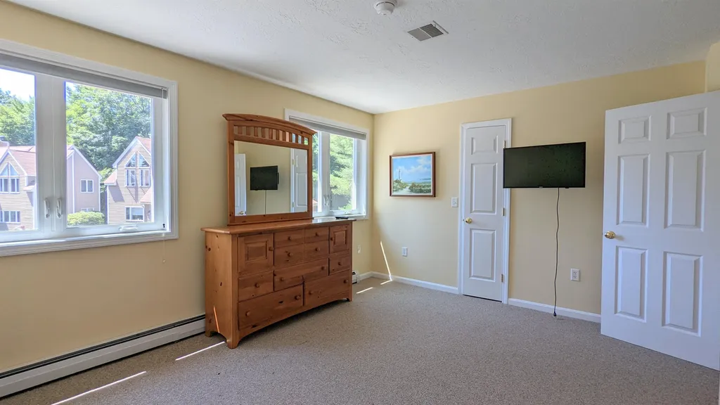 25 Alpine Circle Laconia NH 03246