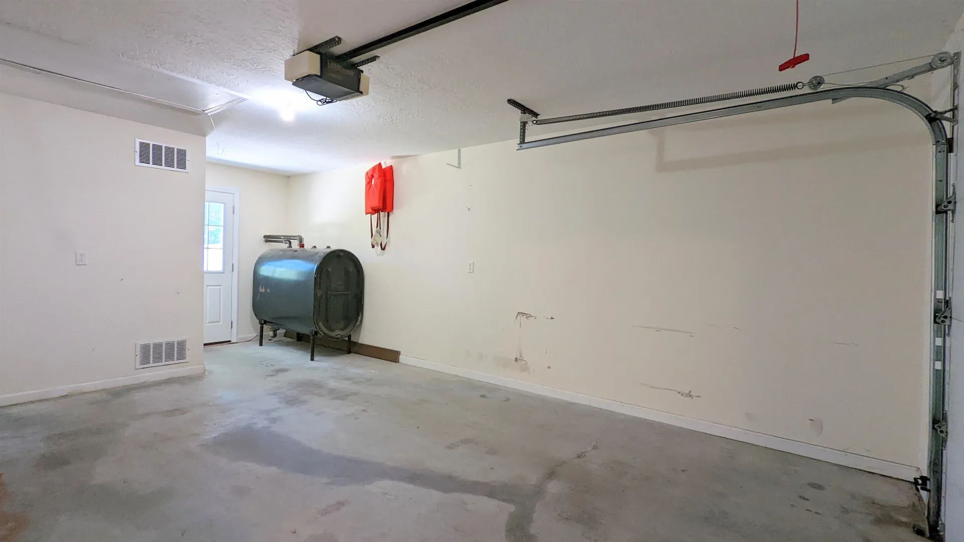 25 Alpine Circle Laconia NH 03246