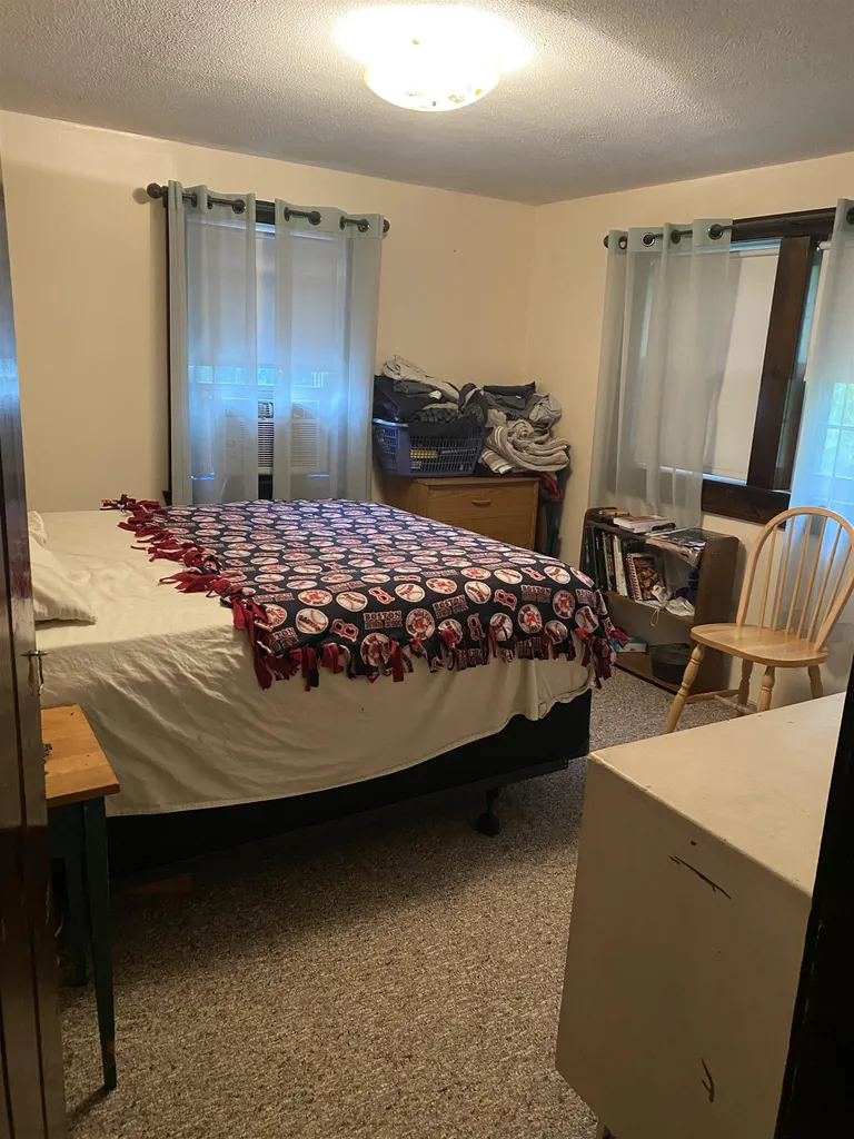 2 Pinehurst Avenue Derry NH 03038