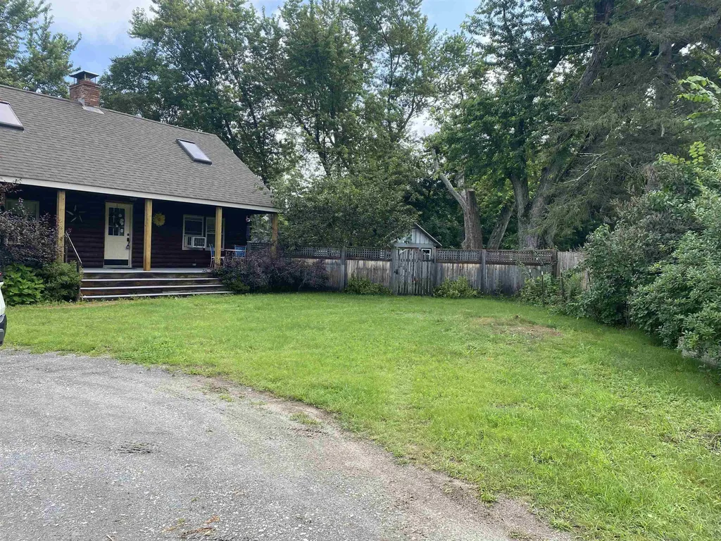 2 Pinehurst Avenue Derry NH 03038