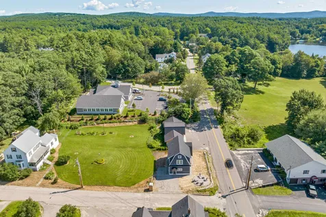 50 Bay Street Wolfeboro NH 03894