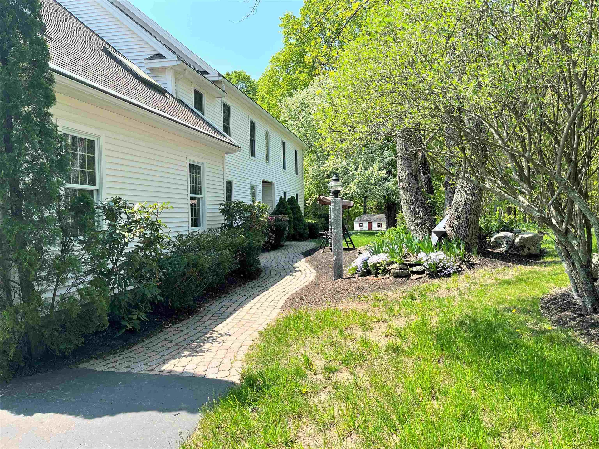97-6 North Road Fremont NH 03044