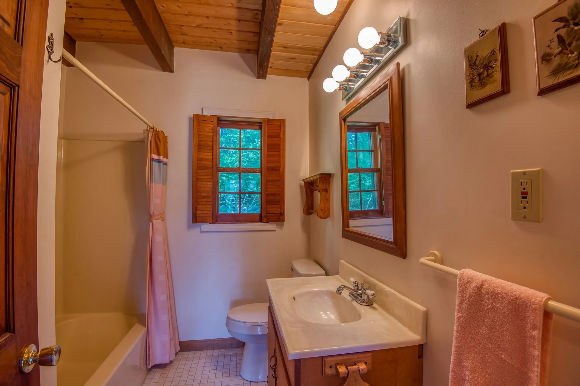 31 Ledge Hill Road Alton NH 03809