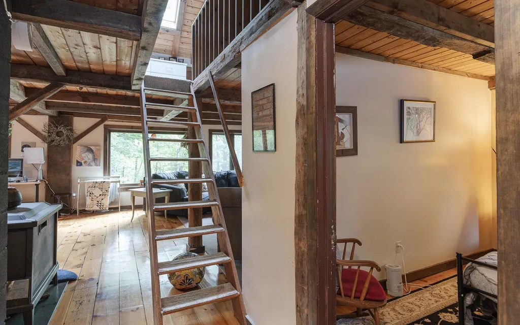 133 Poocham Road Westmoreland NH 03467