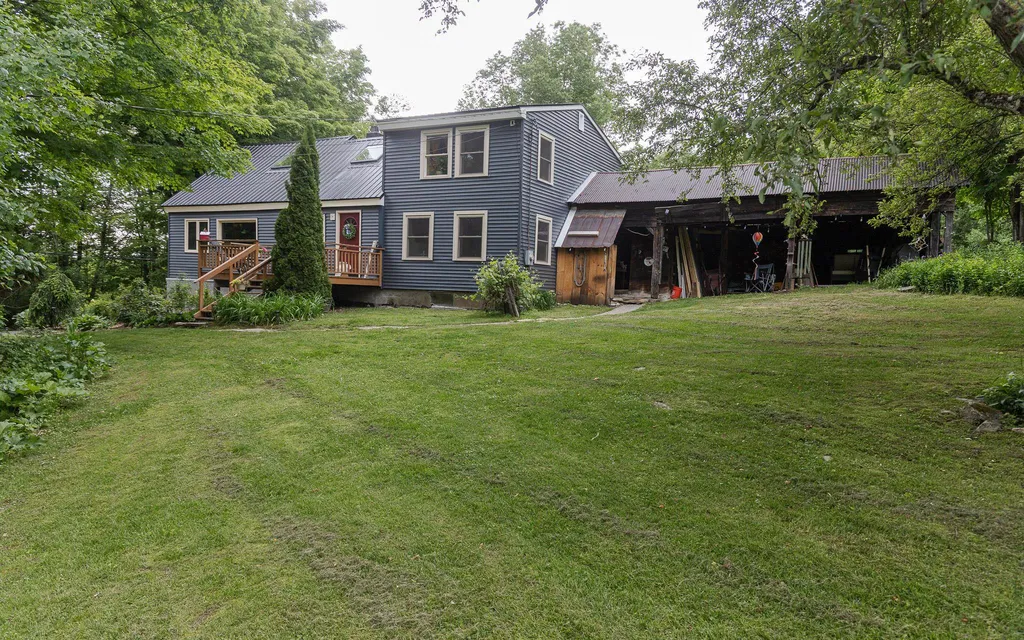 133 Poocham Road Westmoreland NH 03467