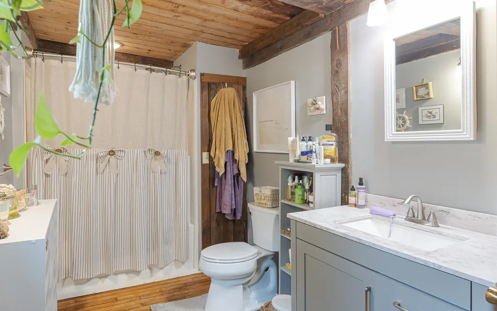 133 Poocham Road Westmoreland NH 03467
