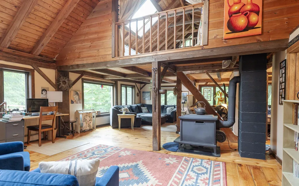 133 Poocham Road Westmoreland NH 03467